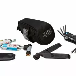 PRO Kombipakke – Sadeltaske Med Co2 Pumpe, Dækjern Og Multitool